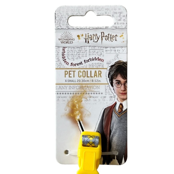 NWT Harry Potter Wizarding World Hufflepuff Pet Collar Size XS (8-12”) - Picture 7 of 10
